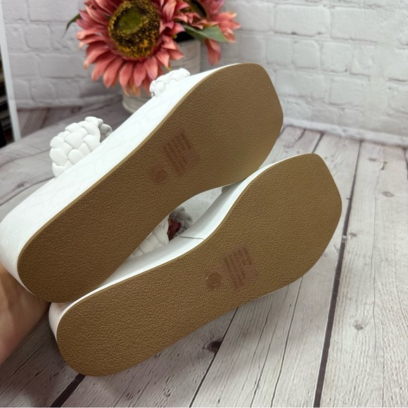boutique NWT coconuts by matisse greyson platform sandals white sz 10 - Picture 4 of 7